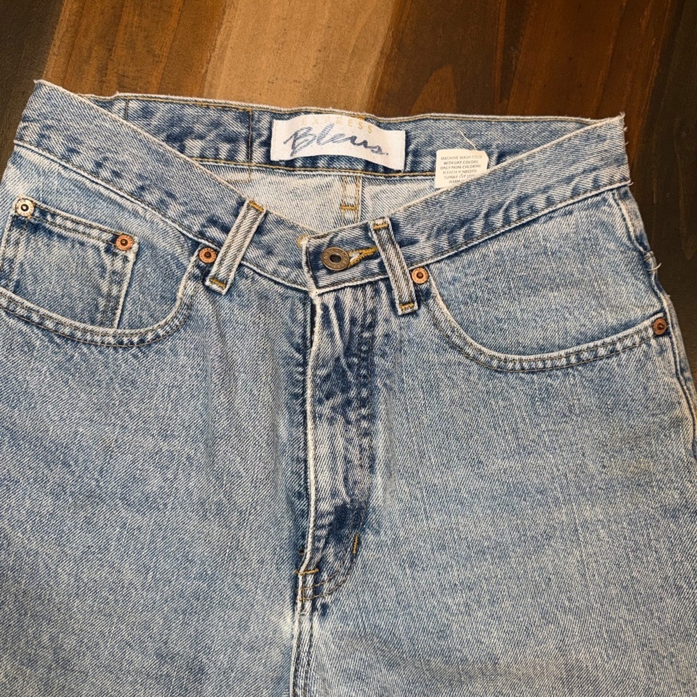 Women’s Express Blues 100% Cotton Jeans - Picture 6 of 9